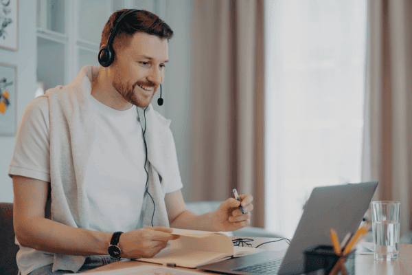 Man speaking to the computer